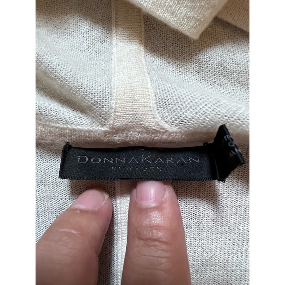 DONNA KARAN Vanilla Cashmere Drape - Picture 11 of 13